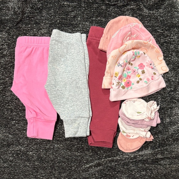 Bundle of Bottoms, Mittens and Beanies - Picture 1 of 1